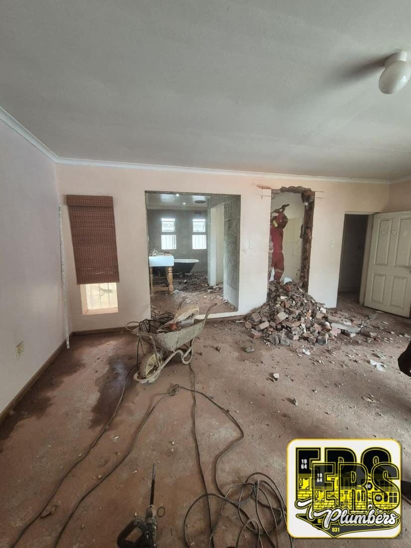 Main bathroom renovation before work