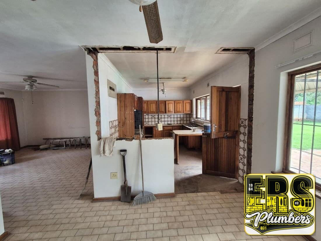 Kitchen before renovation